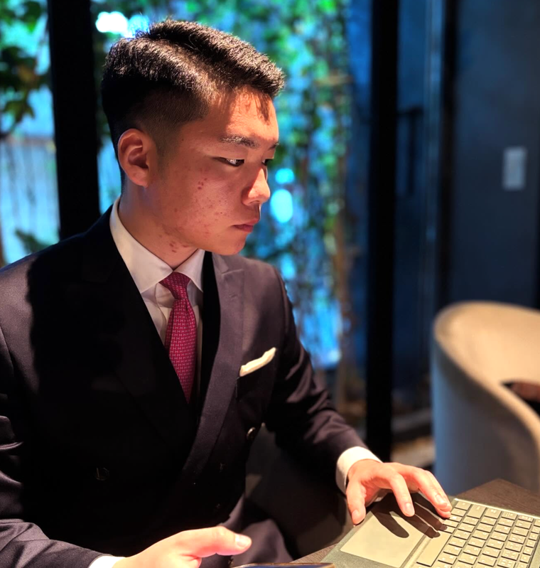 スタッフ